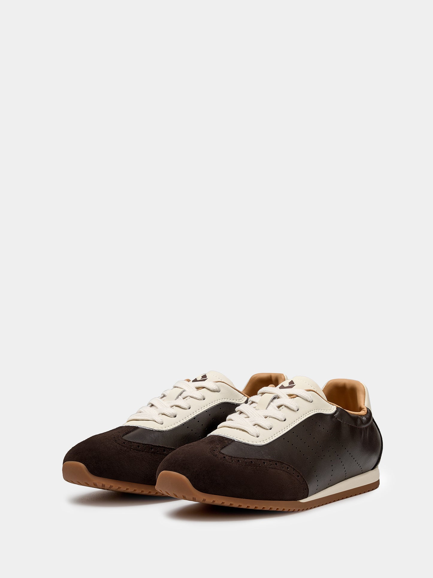 Sleek Slim Women Fashion Sneakers Brown